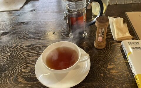 仙台「青山文庫」│読書にぴったり。香り高い紅茶と静かな時間を楽しむカフェ